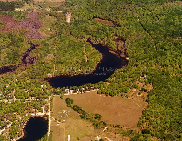 Half Moon Lake in Clare County - Photo 5793